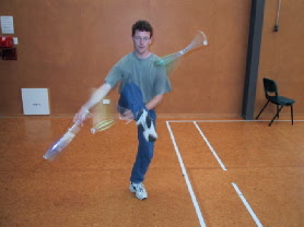 s4.jpg (14852 bytes)